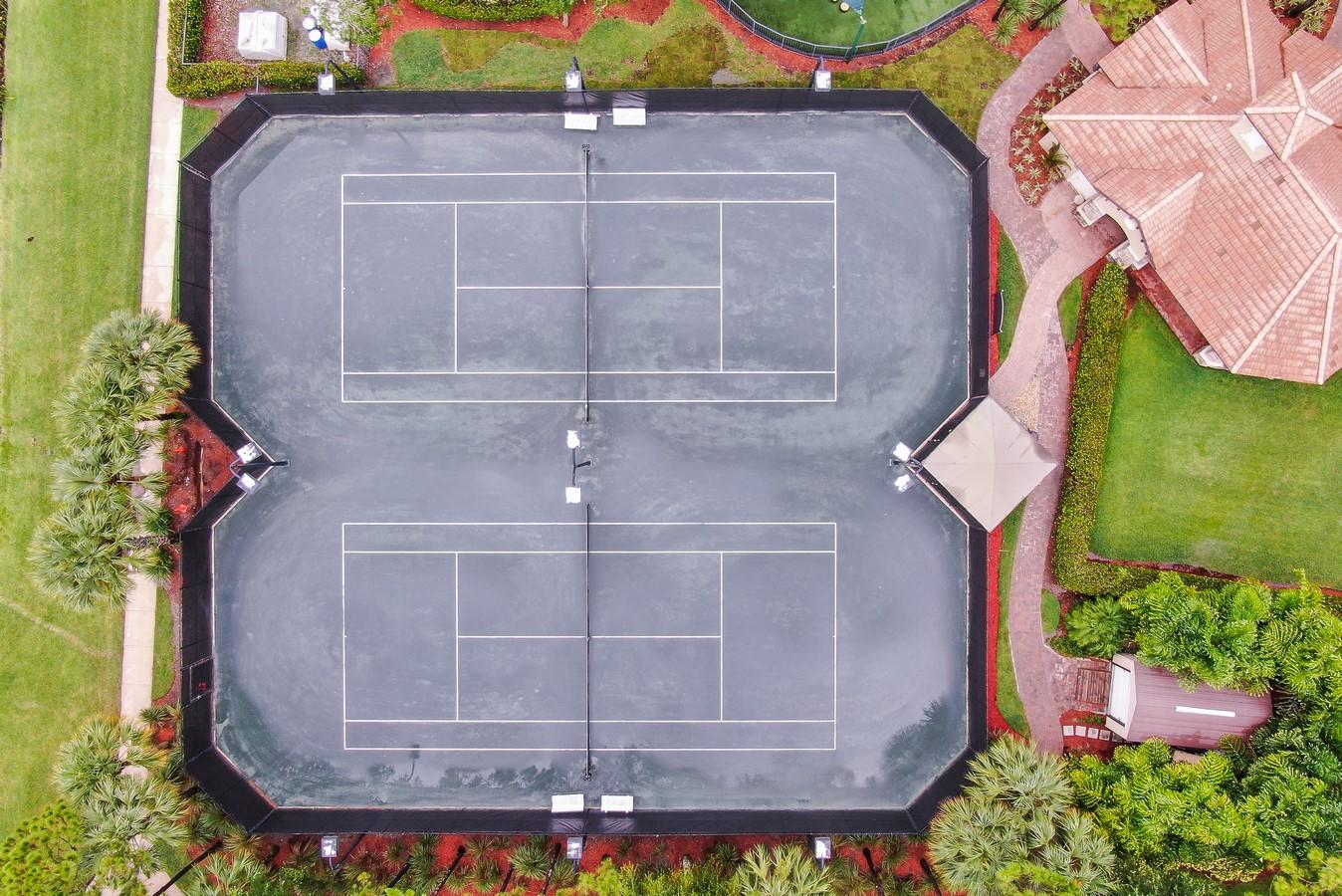 CANYON LAKES - Residential