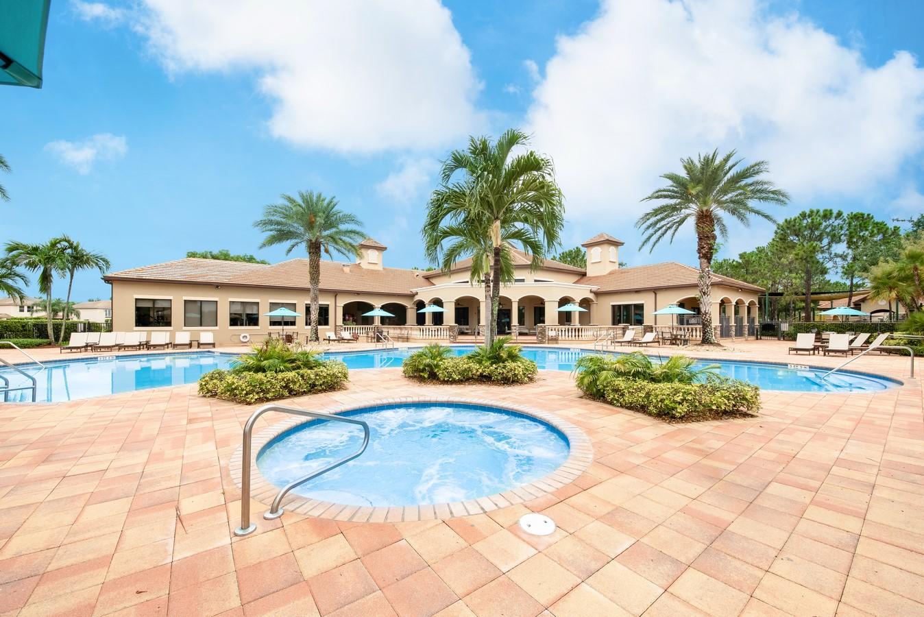 CANYON LAKES - Residential