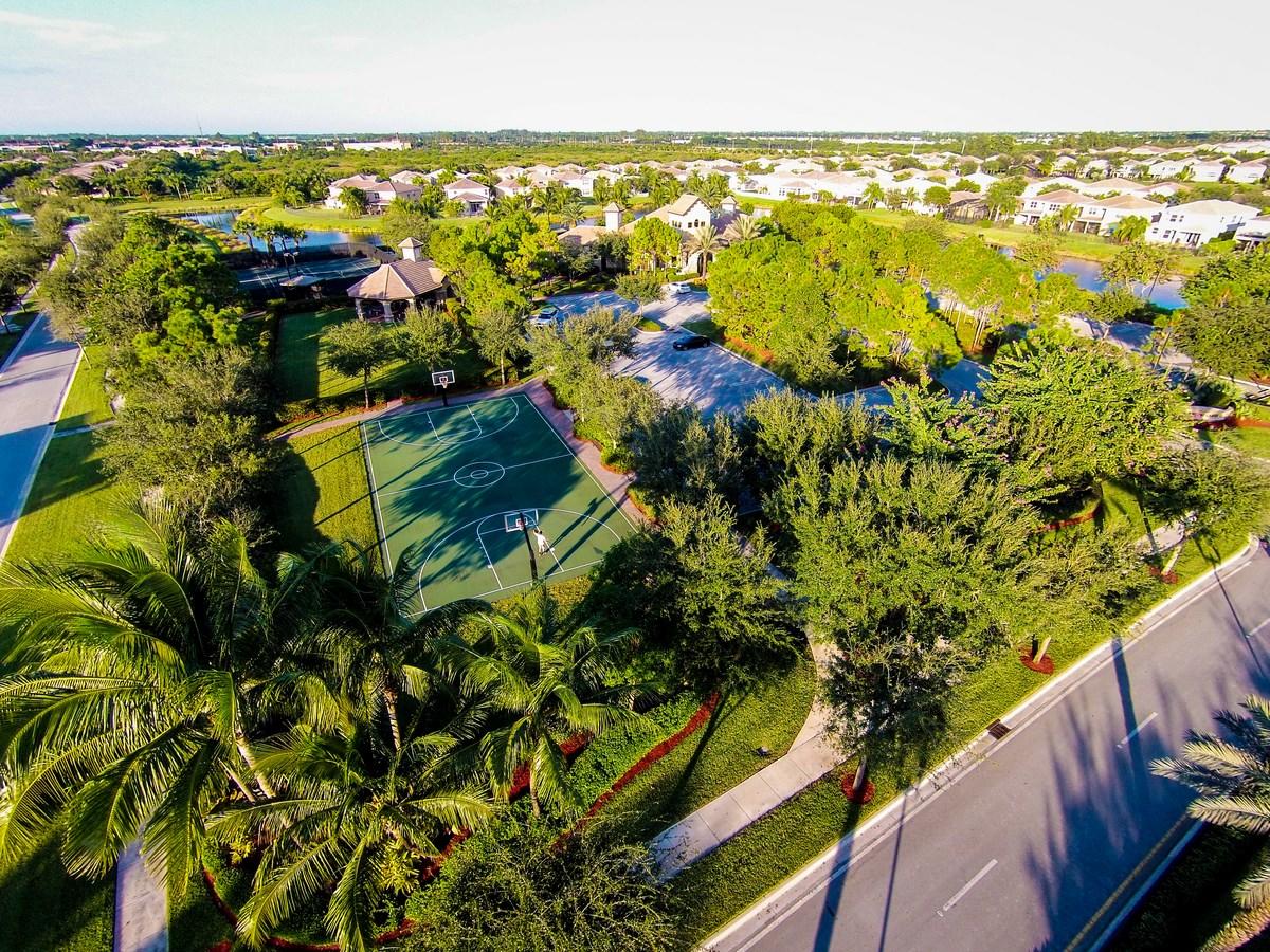 CANYON LAKES - Residential