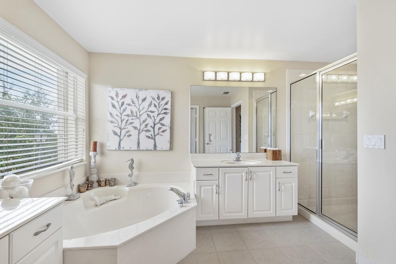 CANYON LAKES - Residential