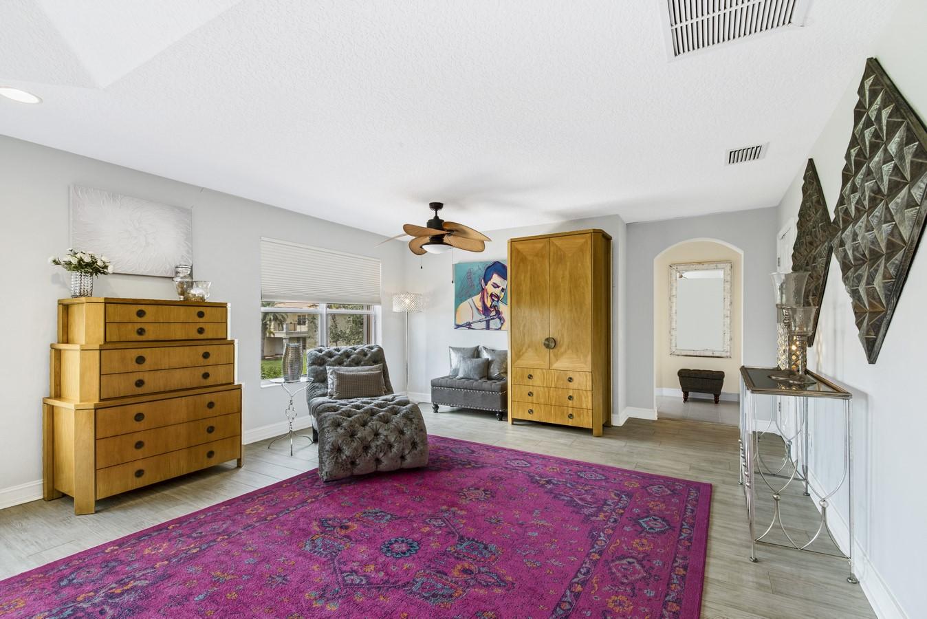 CANYON LAKES - Residential