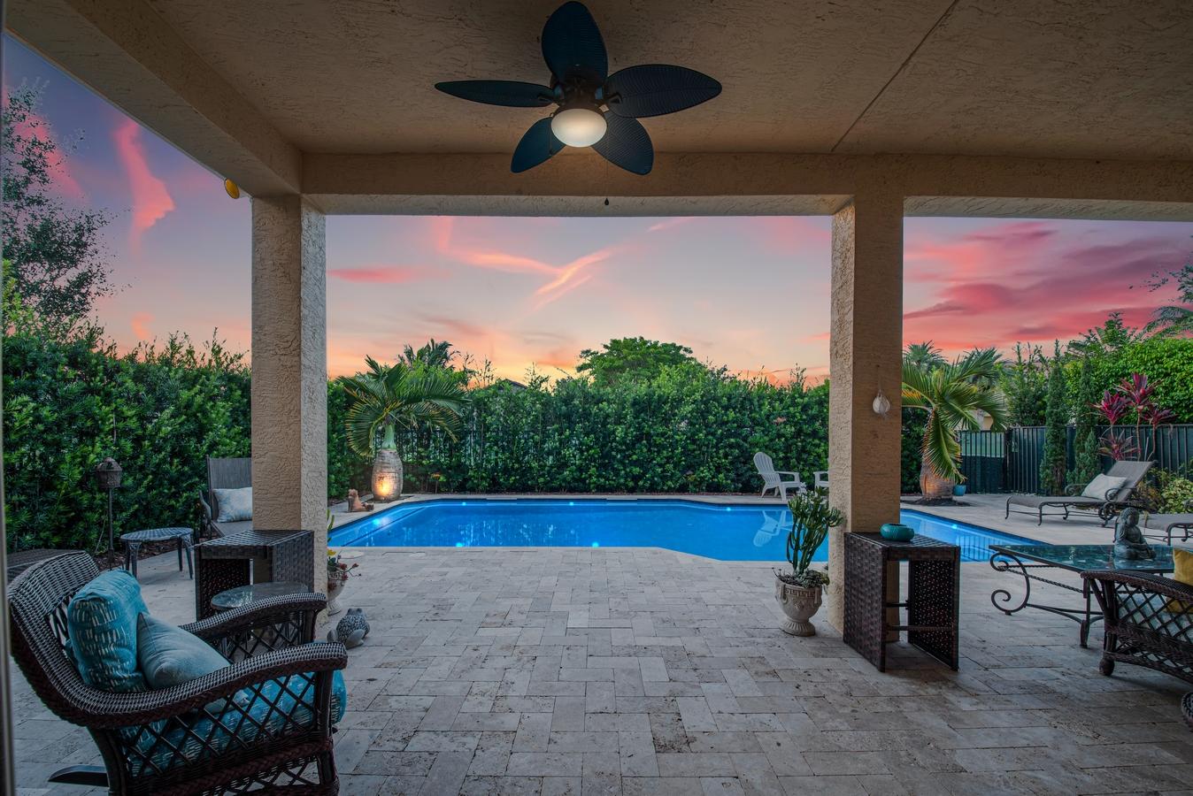 CANYON LAKES - Residential