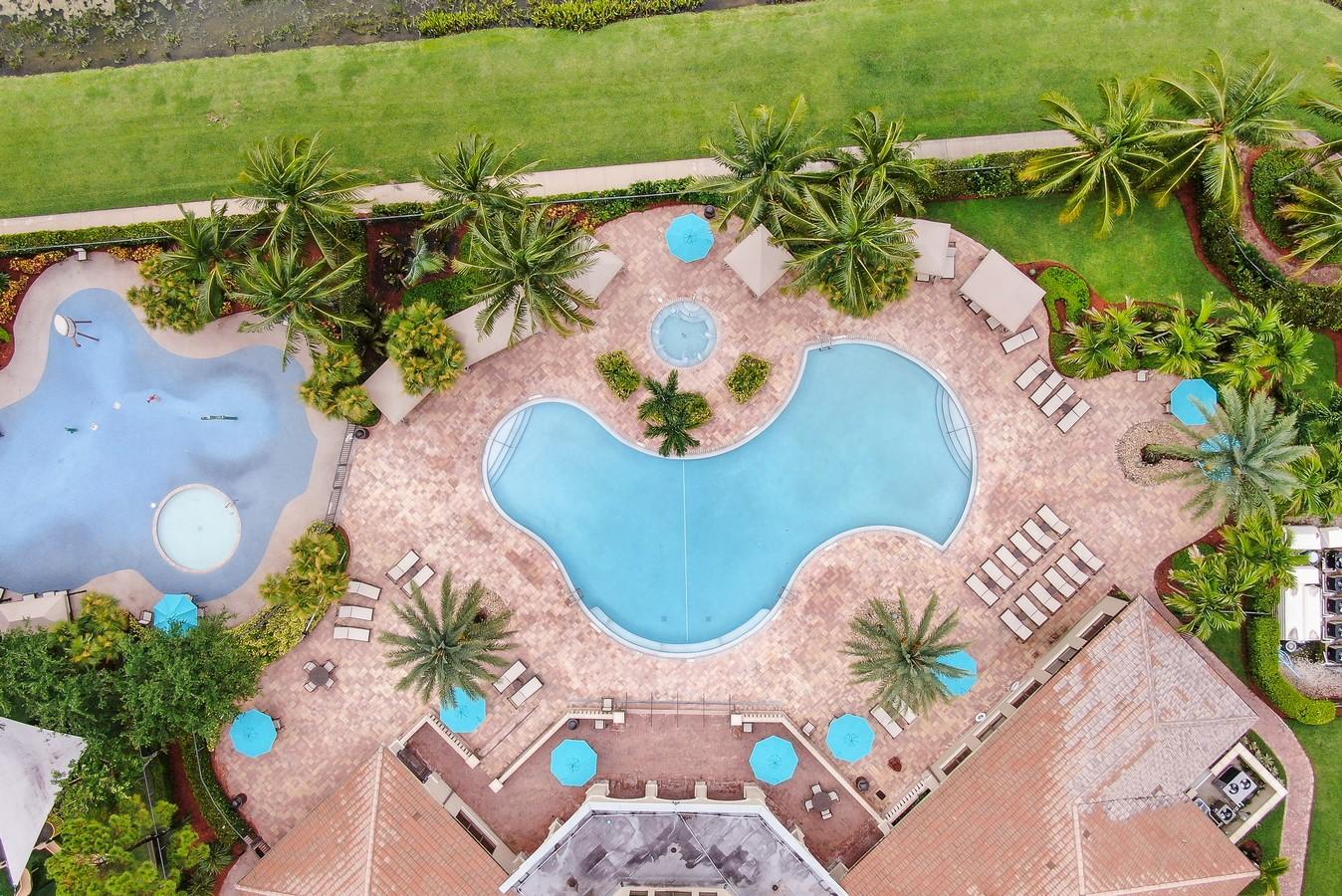 CANYON LAKES - Residential