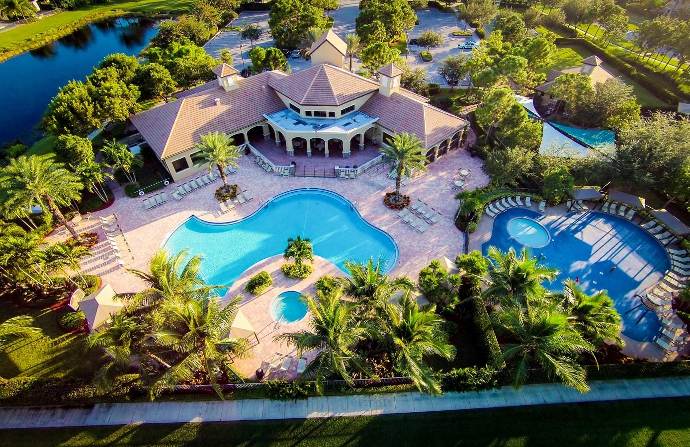 CANYON LAKES - Residential