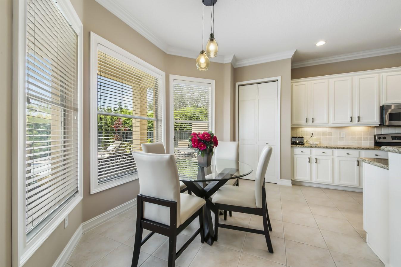 CANYON LAKES - Residential