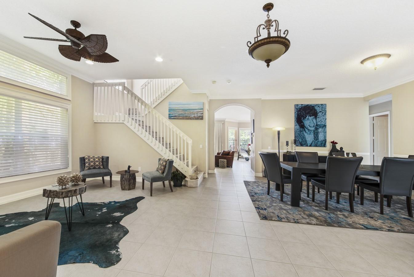 CANYON LAKES - Residential