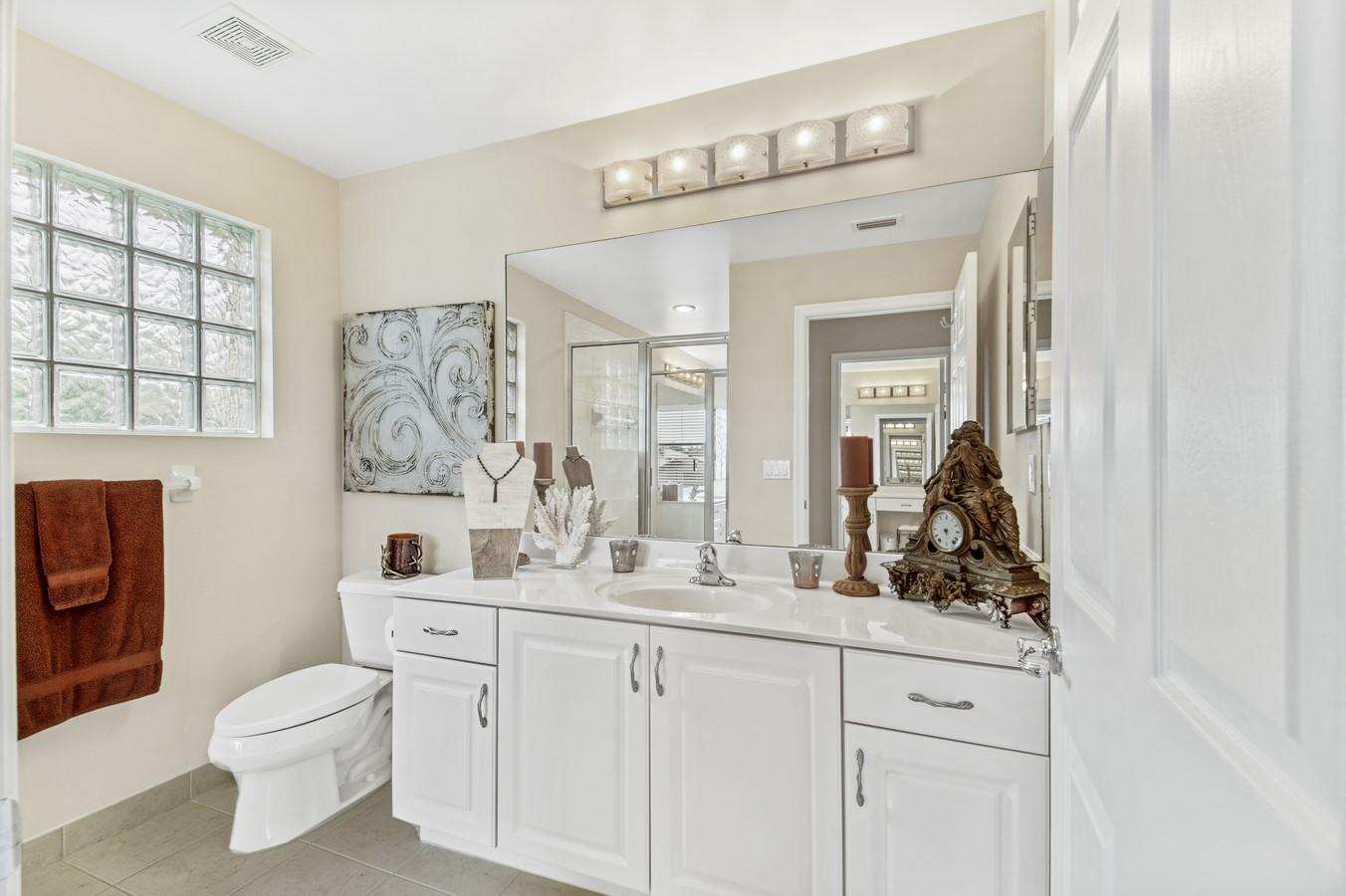 CANYON LAKES - Residential