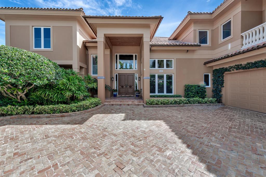 ADMIRALS COVE - Residential