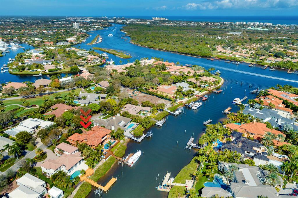 ADMIRALS COVE - Residential