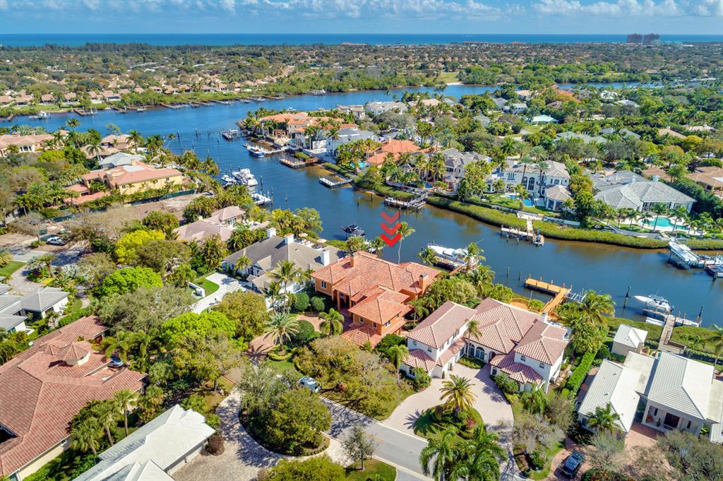 ADMIRALS COVE - Residential