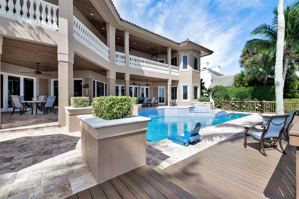 ADMIRALS COVE - Residential