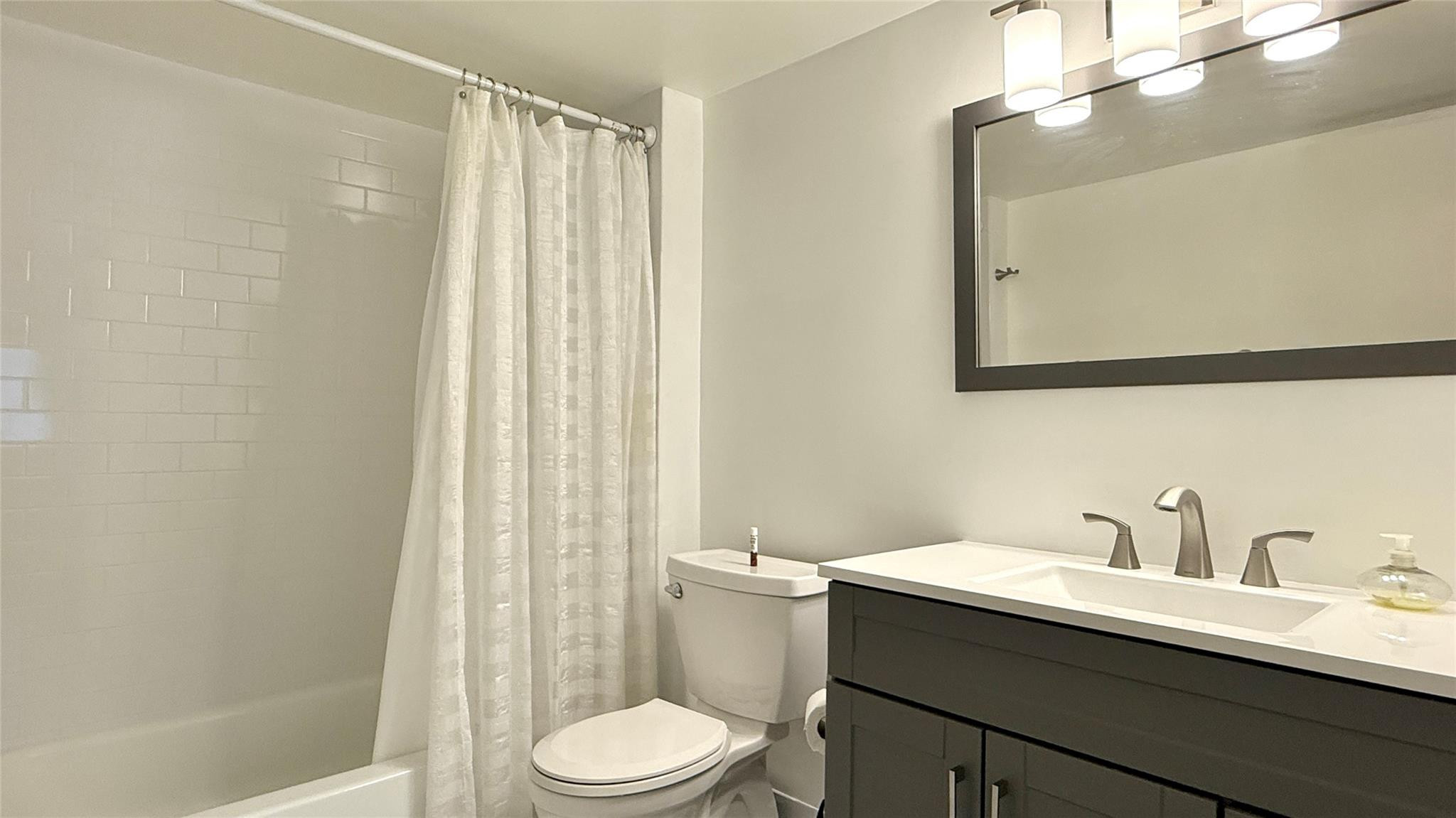 Oakland Grove Village - Residential