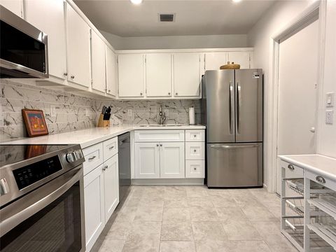 669 W Oakland Park Blvd 220B Wilton Manors FL 33311