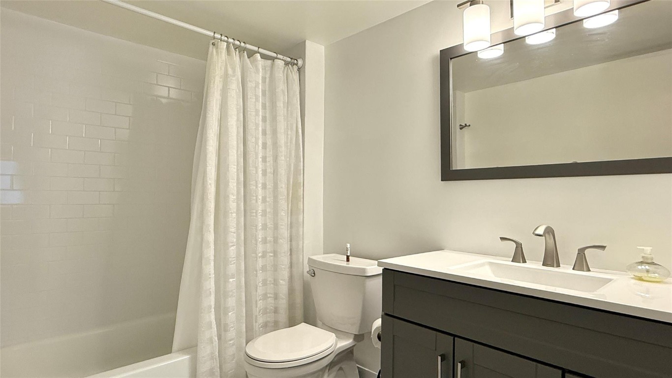 Oakland Grove Village - Residential