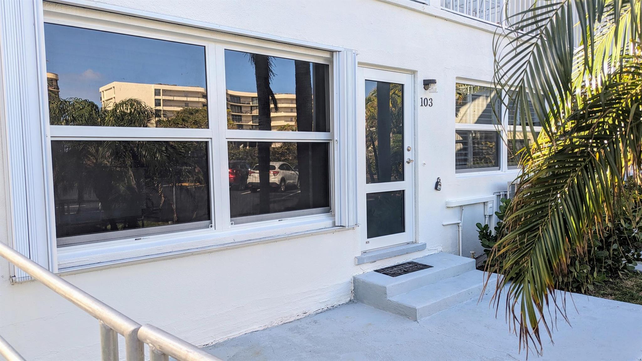 4001 S Ocean Boulevard 103