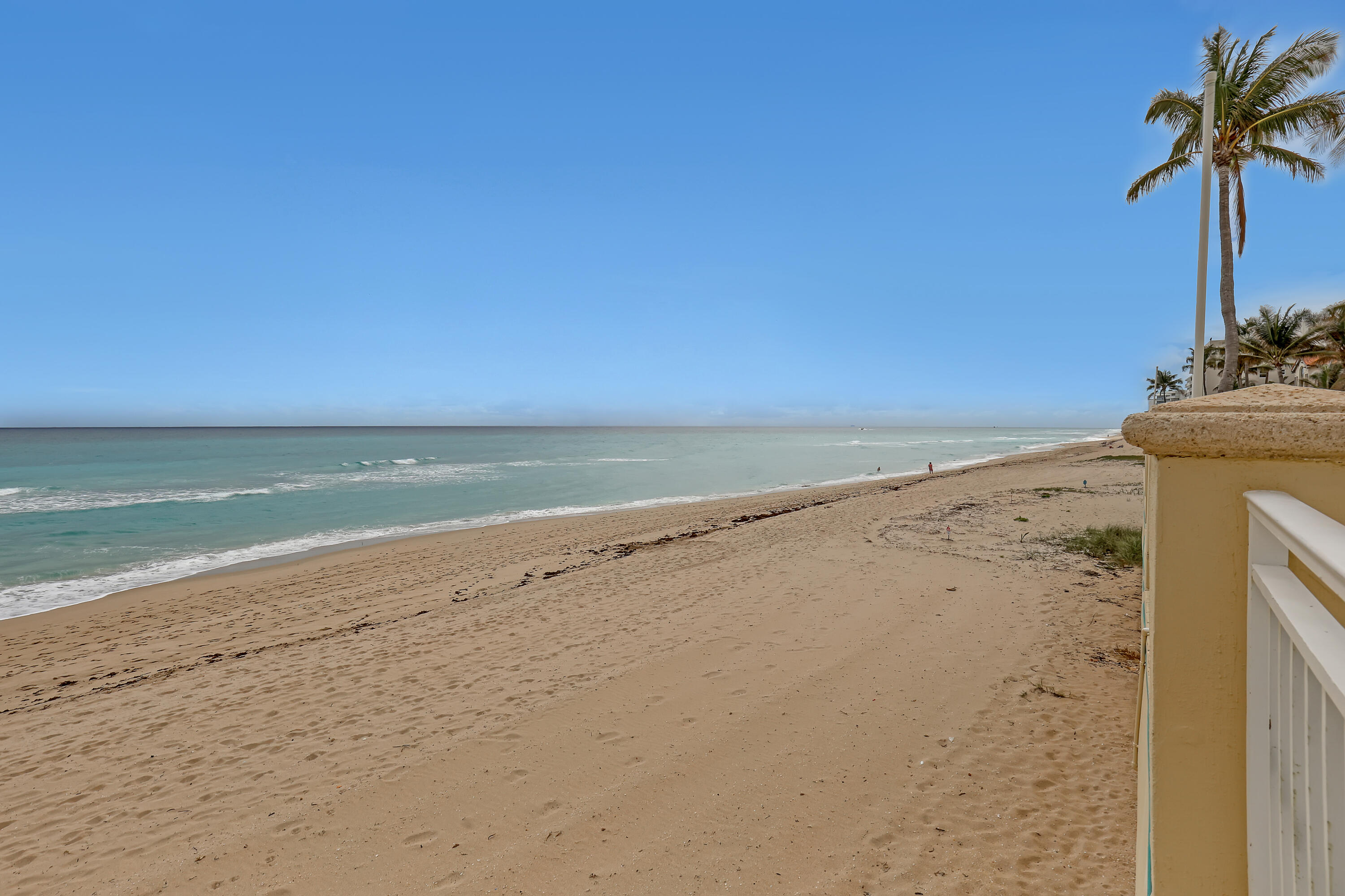 LA BONNE VIE CONDO - Residential Lease