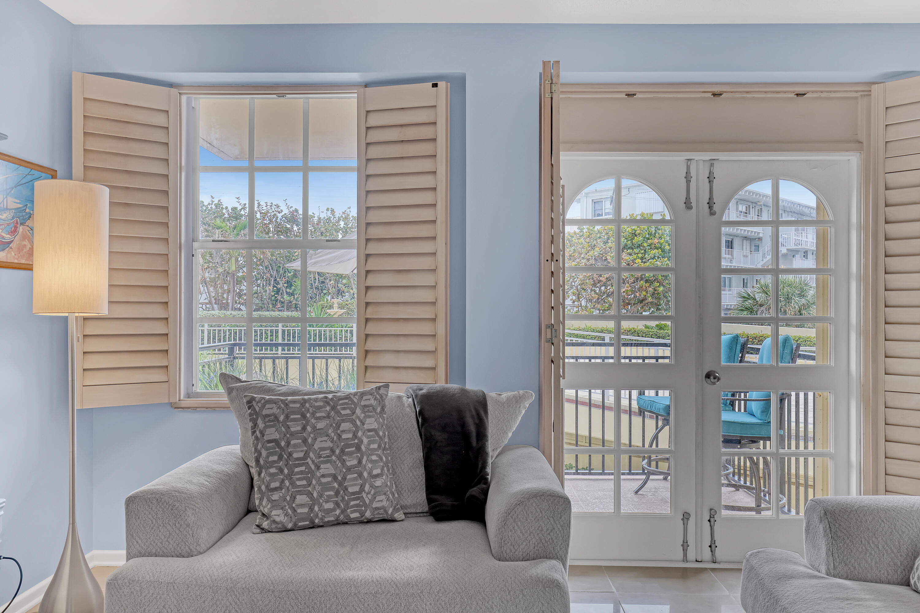 LA BONNE VIE CONDO - Residential Lease