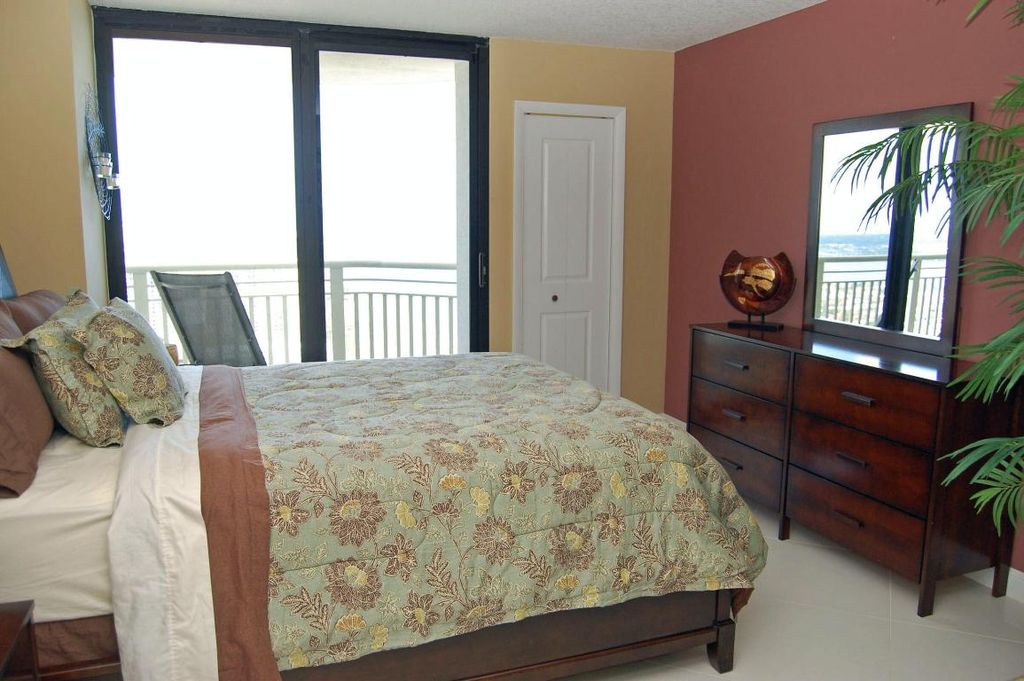 Photo of 3000 N Ocean Drive #39-B, Singer Island, FL 33404 (MLS # R10985537)