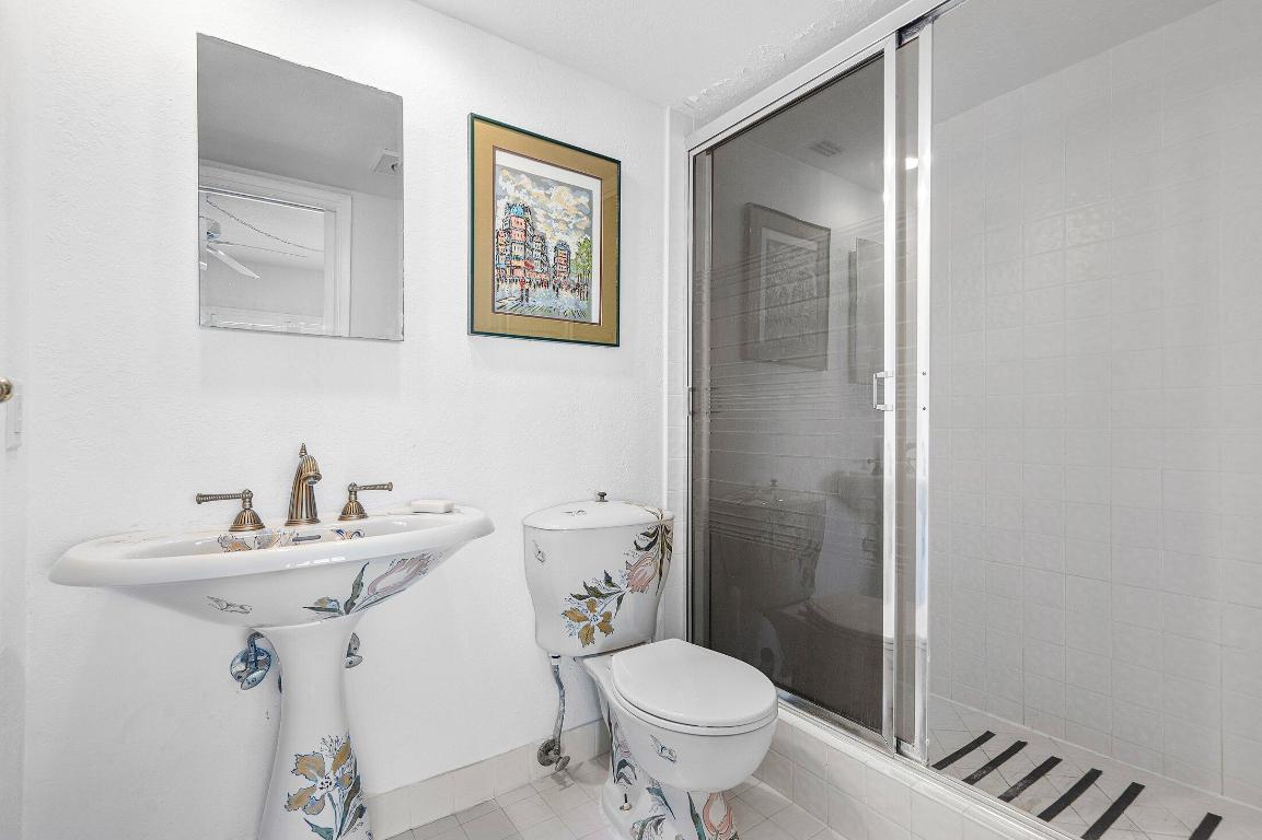 PALM AIRE AT CORAL KEY - Residential