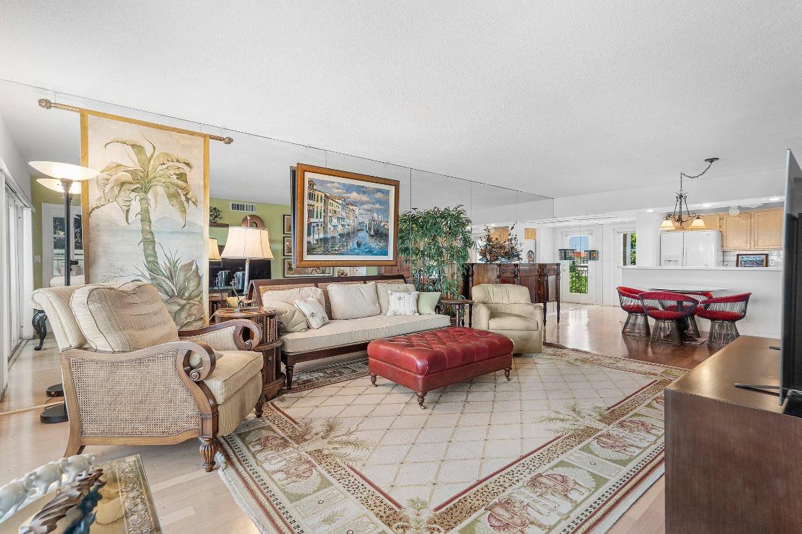 PALM AIRE AT CORAL KEY - Residential