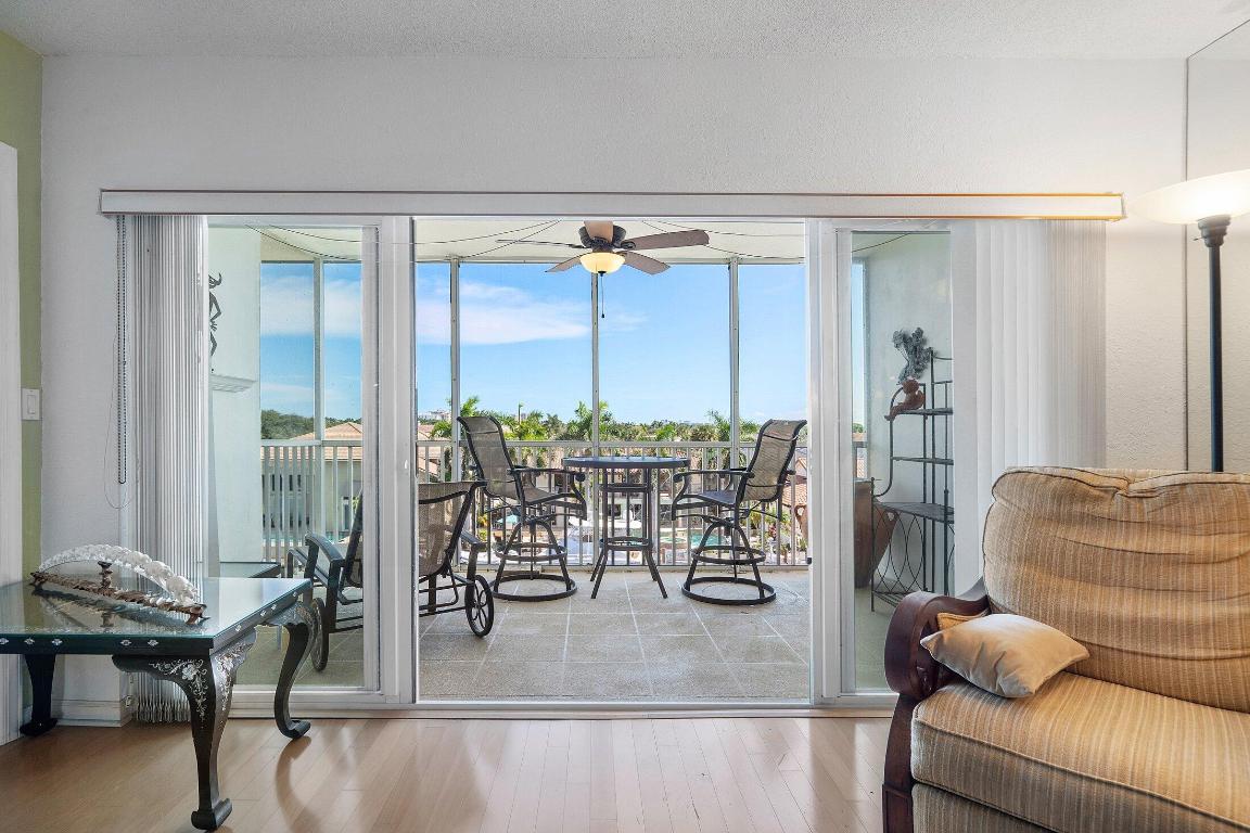PALM AIRE AT CORAL KEY - Residential