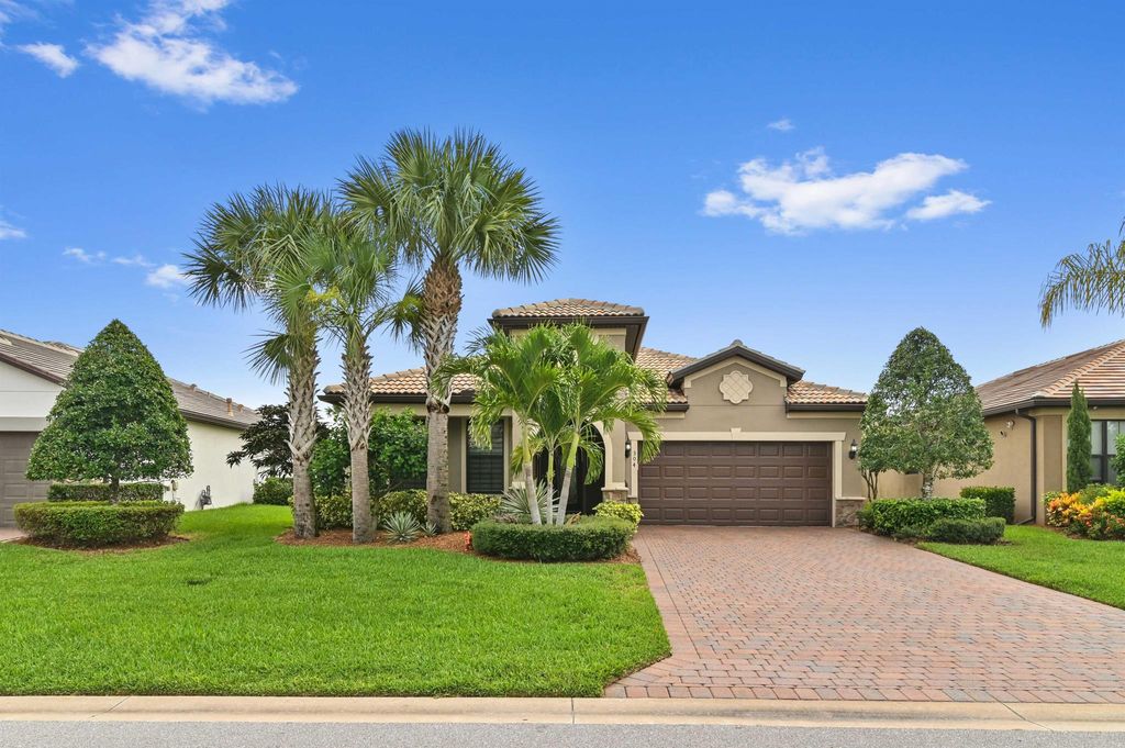 Photo of 304 SE Courances Drive, Port Saint Lucie, FL 34984 (MLS # R11003669)