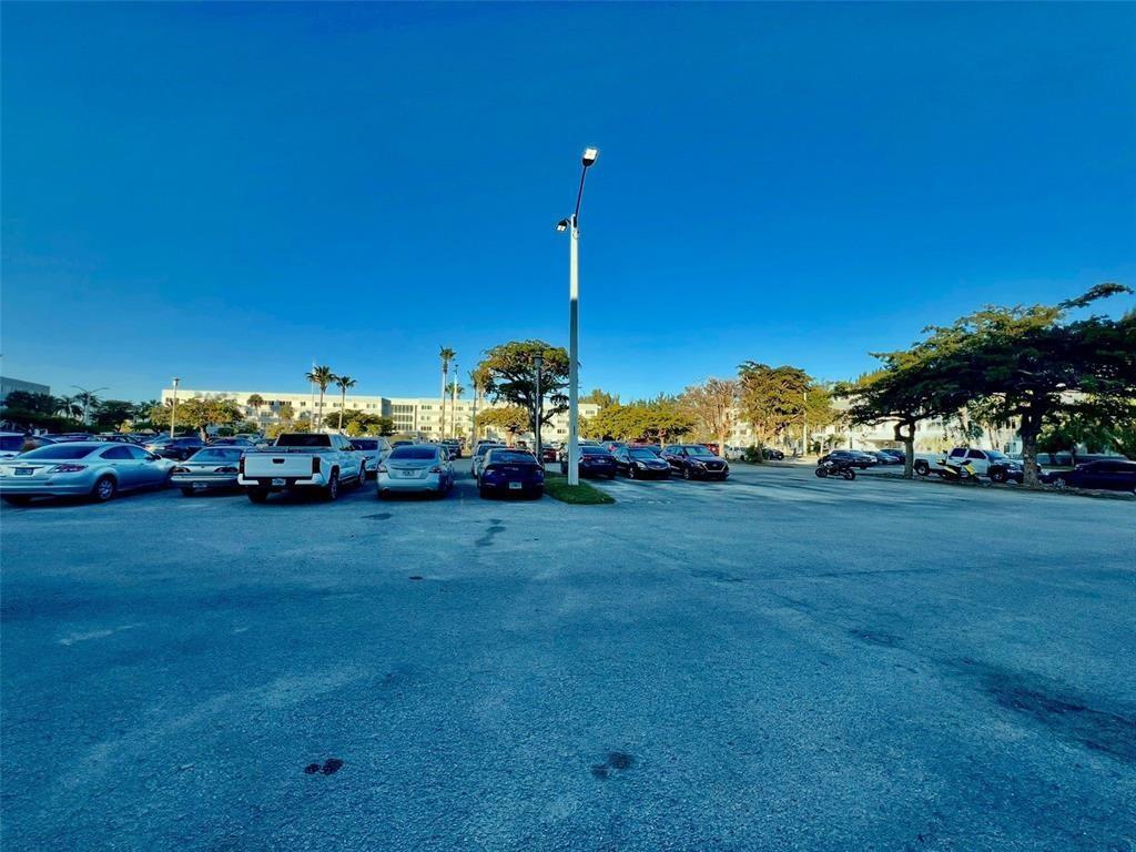 Naranja Lakes Condominium - Residential Lease