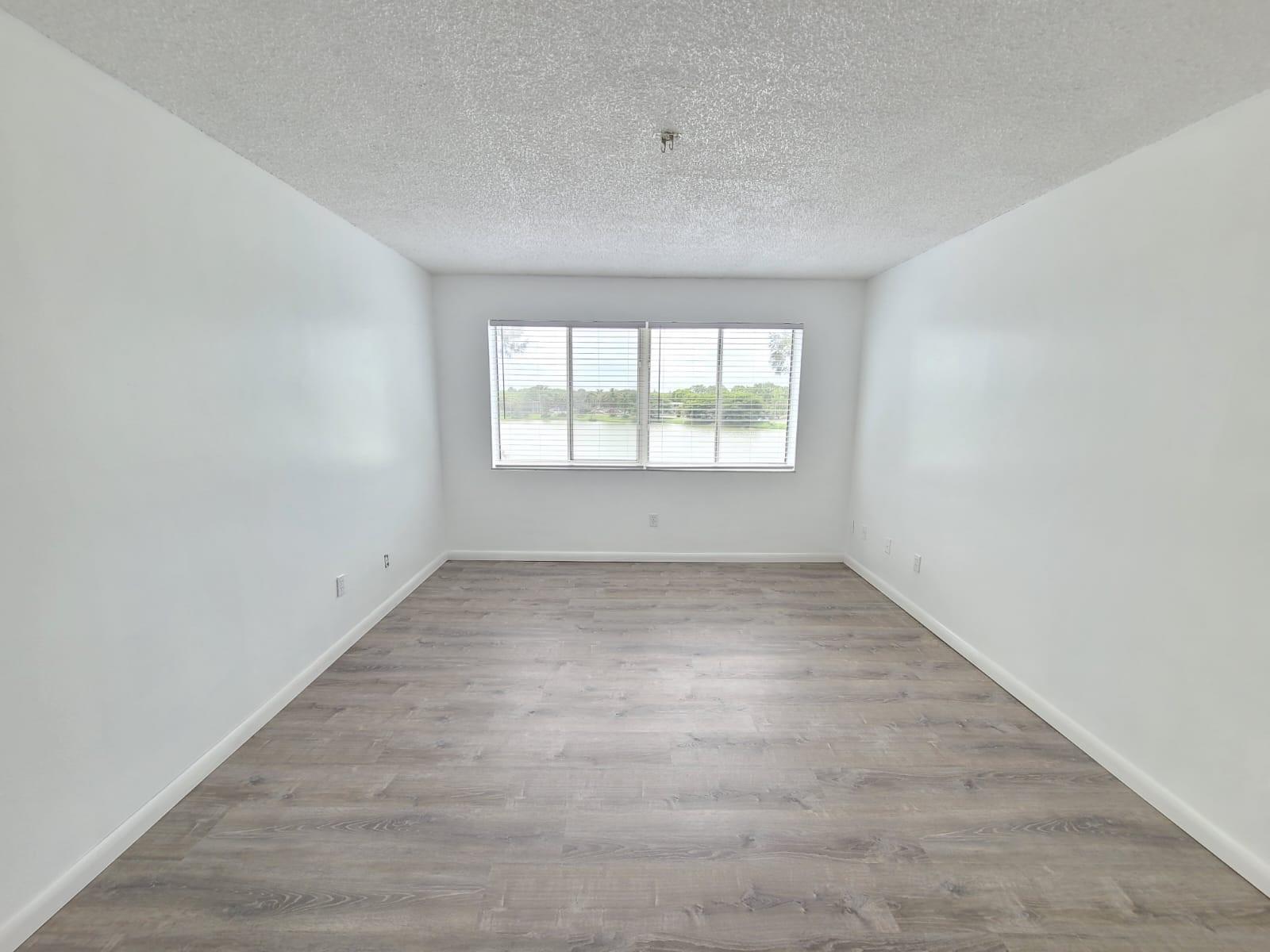 Naranja Lakes Condominium - Residential Lease