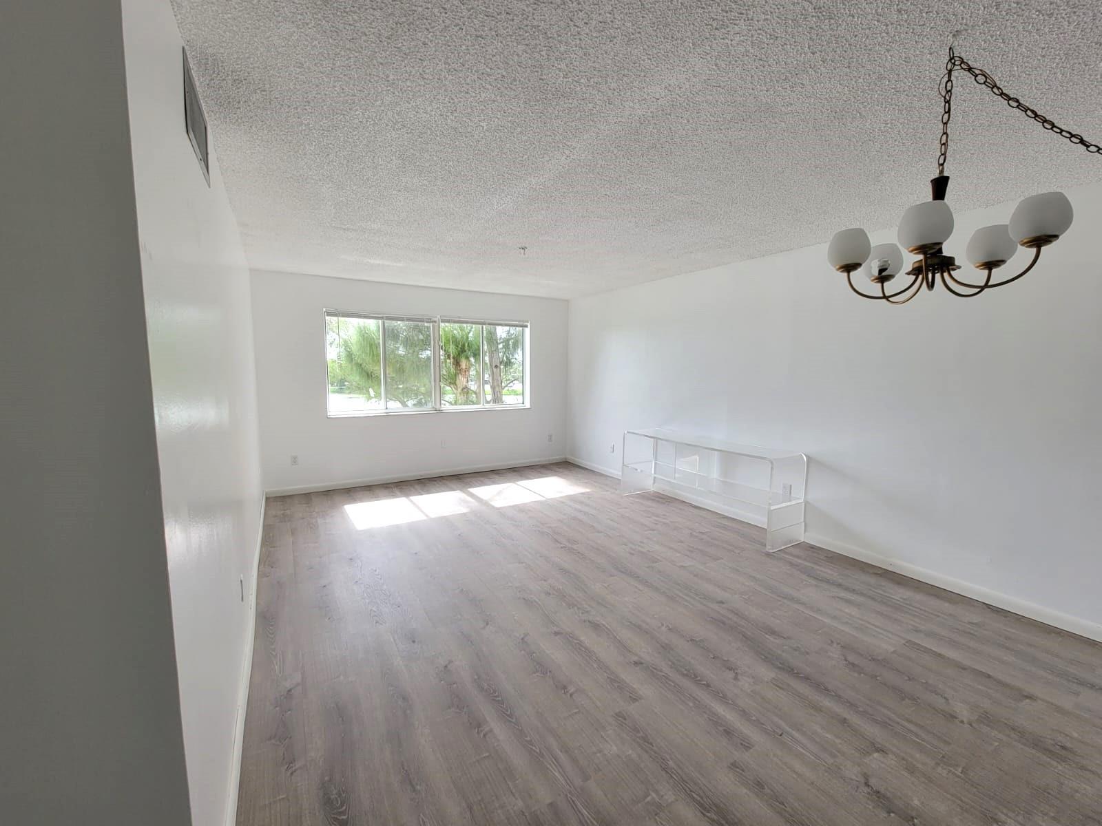 Naranja Lakes Condominium - Residential Lease