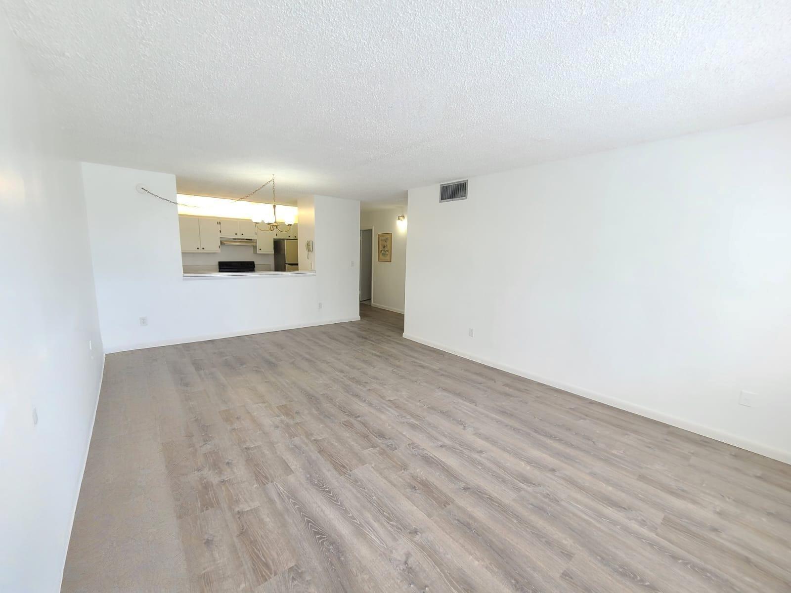 14850 Naranja Lakes Blvd B4E