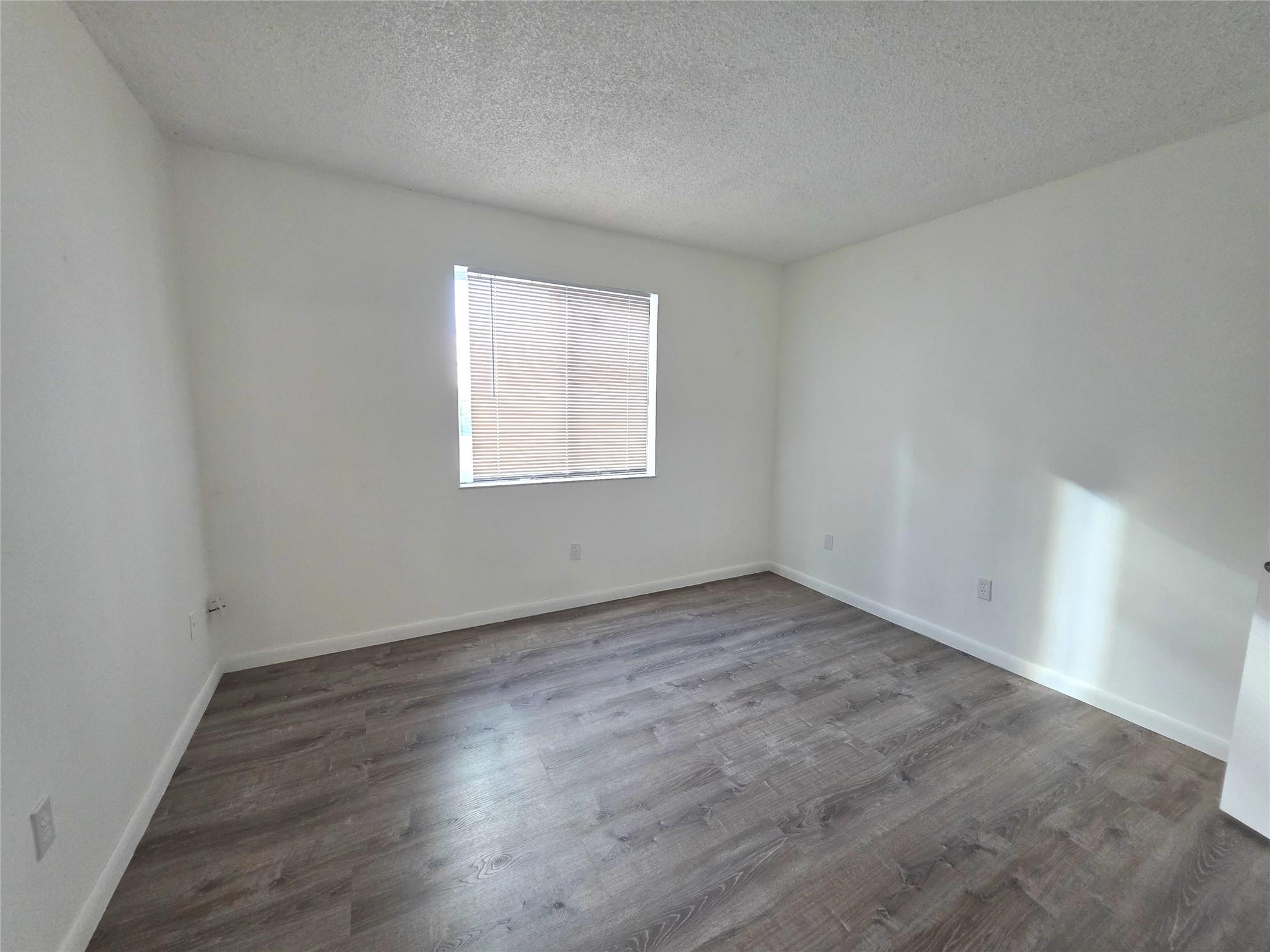 Naranja Lakes Condominium - Residential Lease