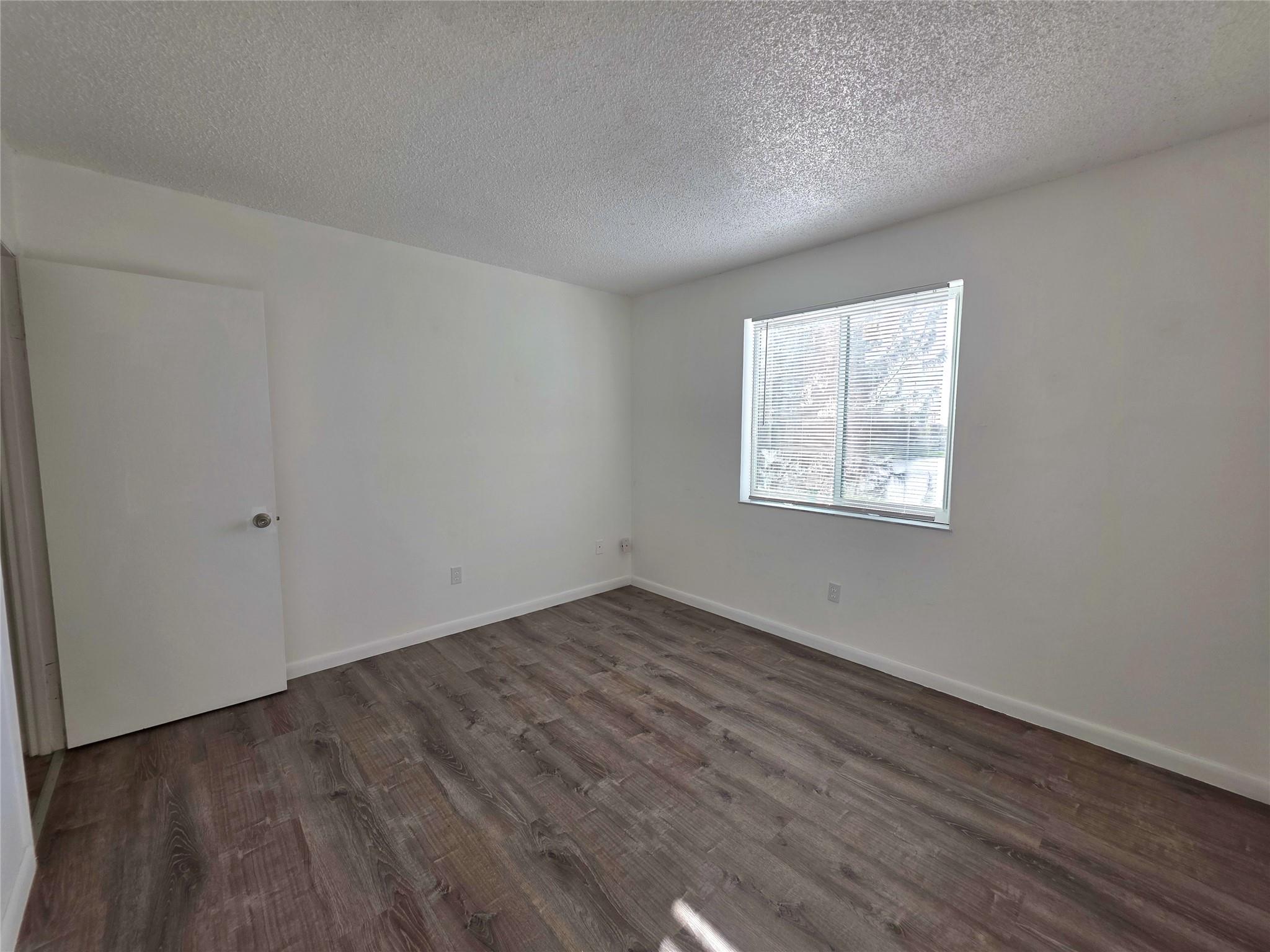 Naranja Lakes Condominium - Residential Lease