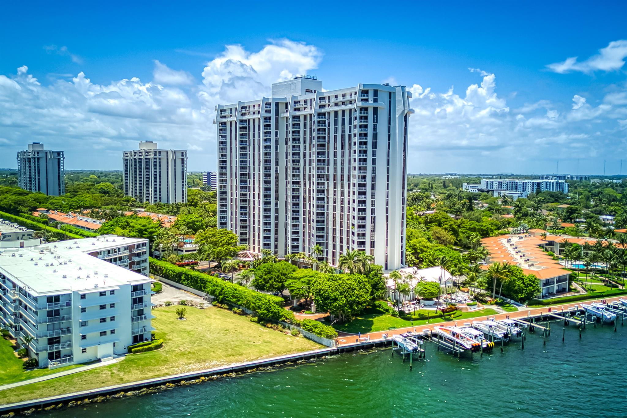 4000 Towerside Terrace 301