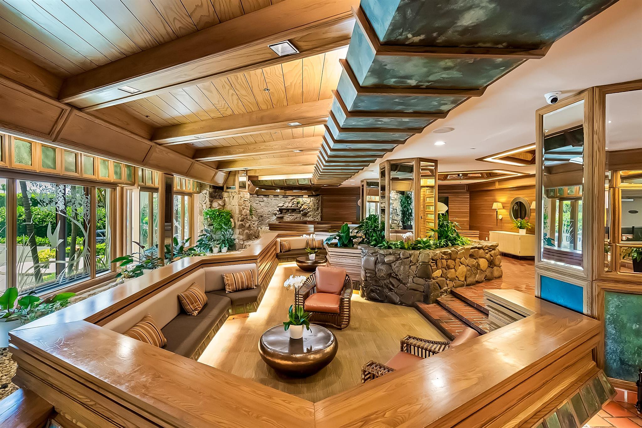 4000 Towerside Terrace 301