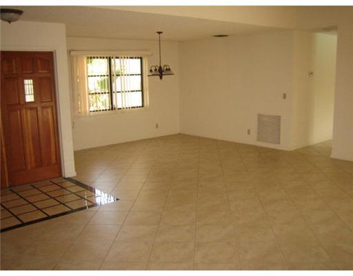 AMBERWOODS OF BOCA 2ND ADD - Residential Lease