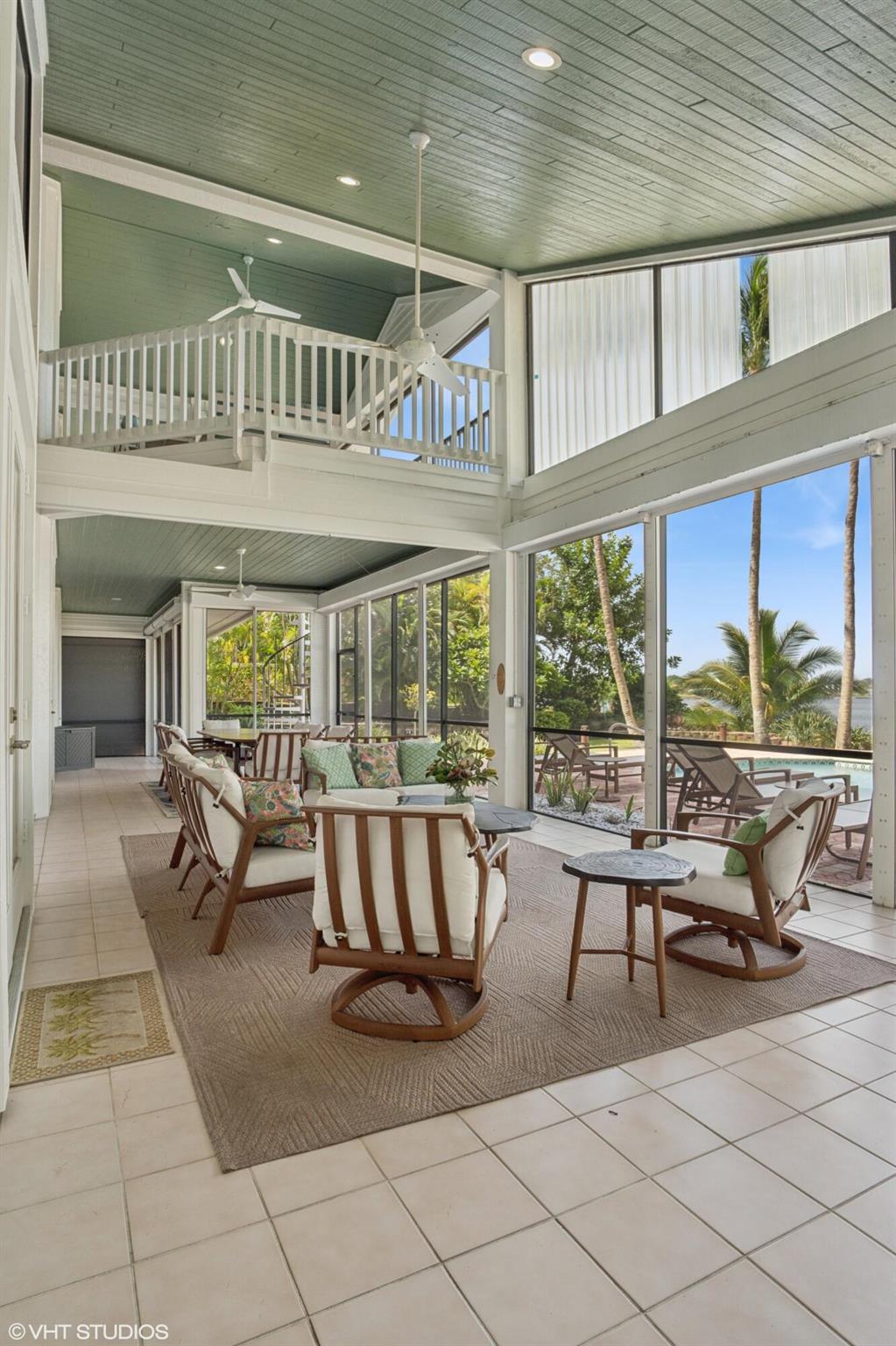 RIVERVIEW (SEWALL'S POINT - Residential