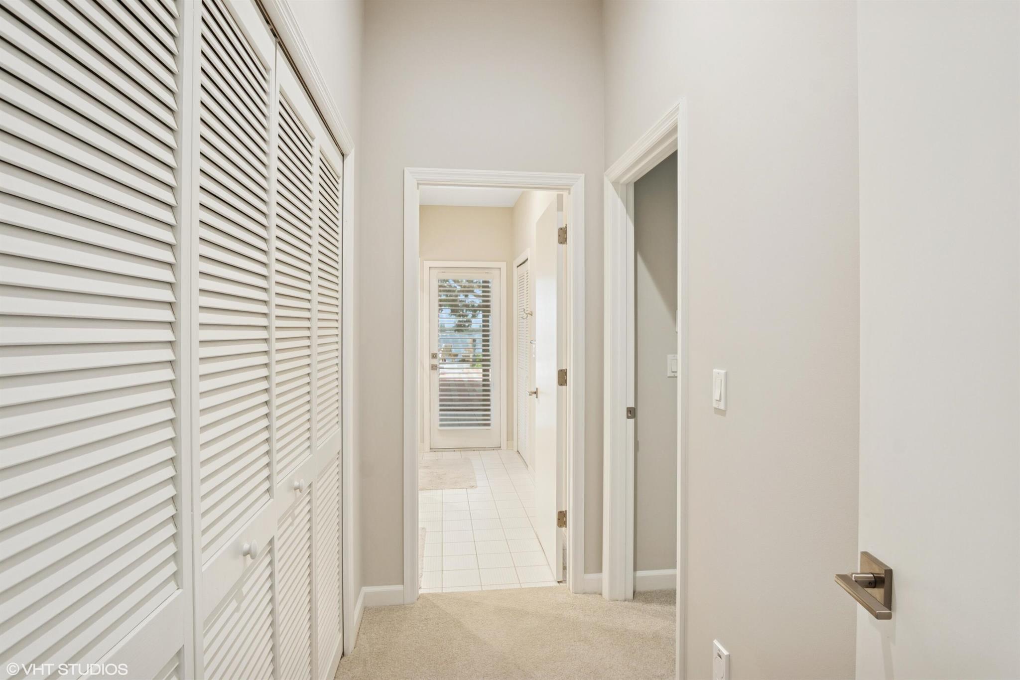 RIVERVIEW (SEWALL'S POINT - Residential