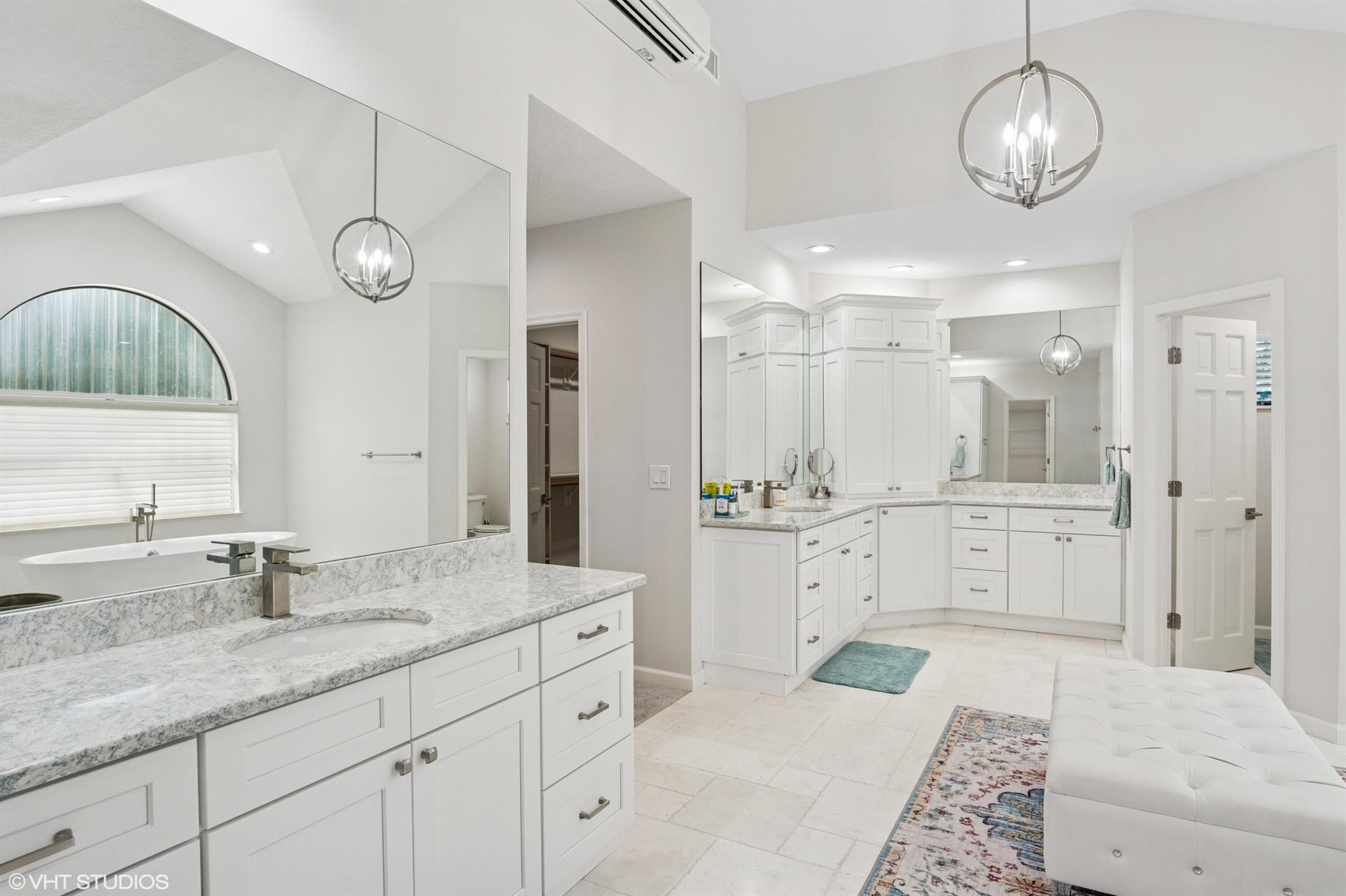 RIVERVIEW (SEWALL'S POINT - Residential