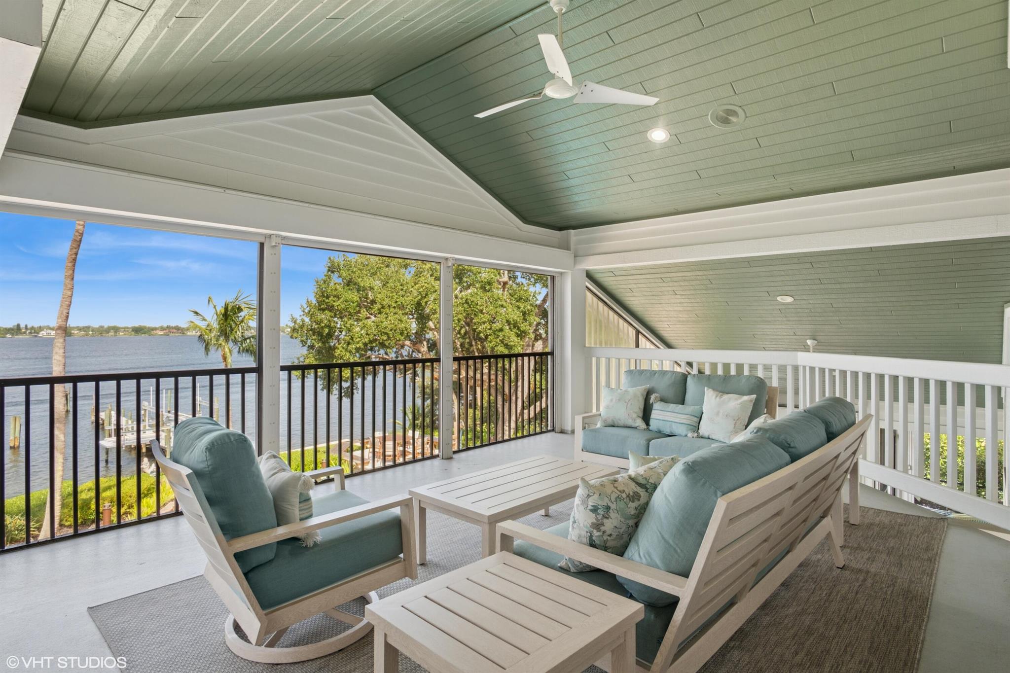 RIVERVIEW (SEWALL'S POINT - Residential