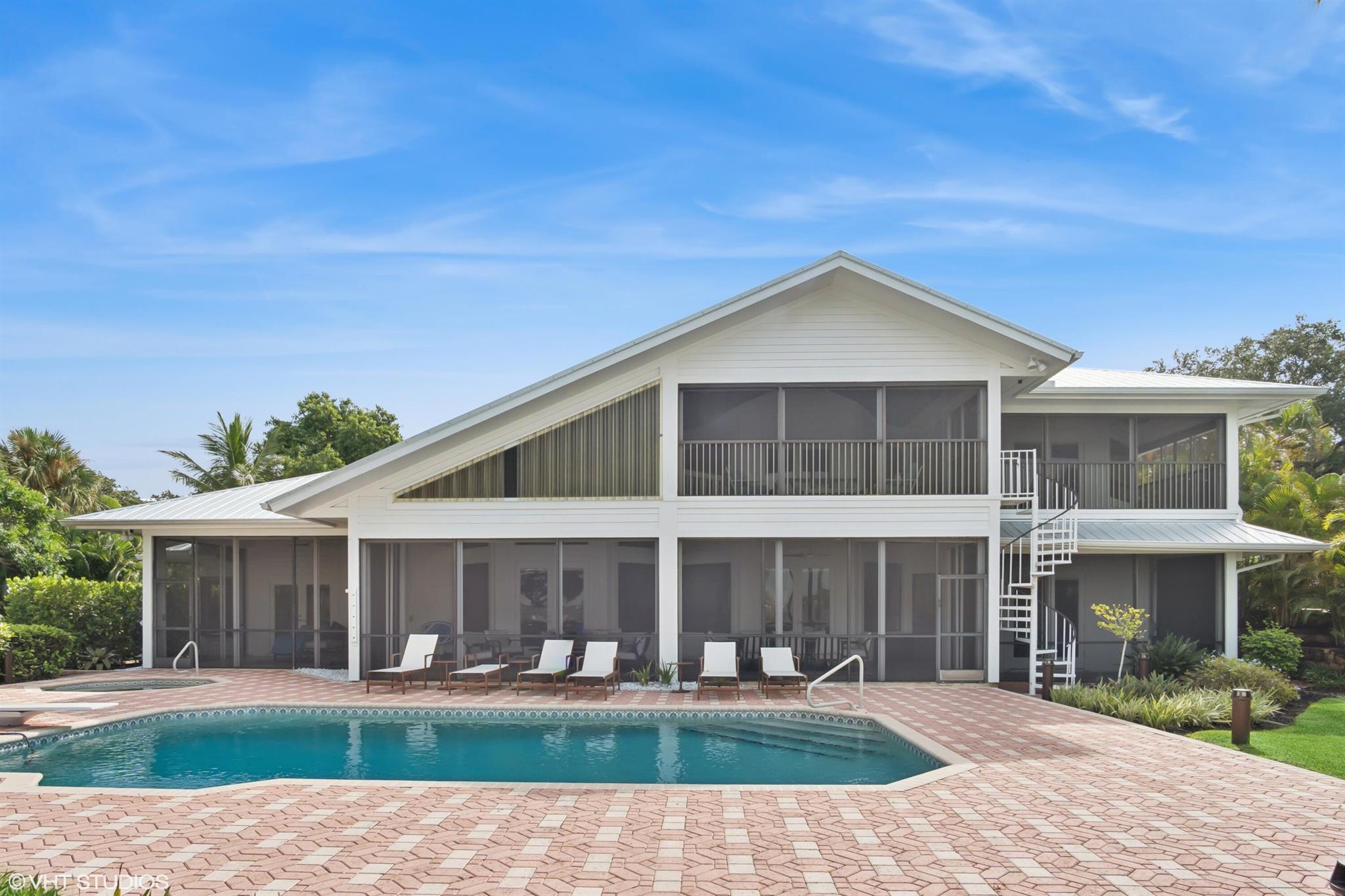 RIVERVIEW (SEWALL'S POINT - Residential