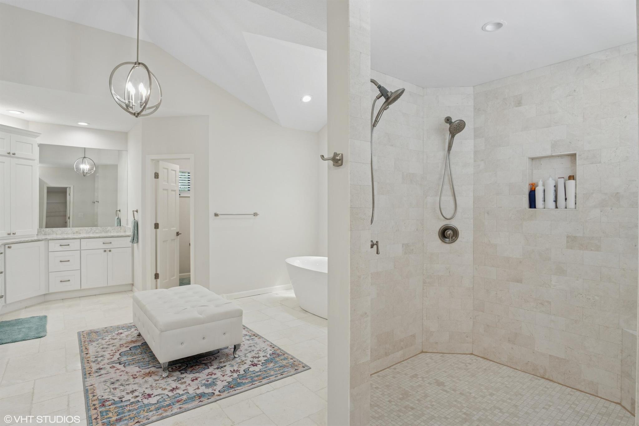 RIVERVIEW (SEWALL'S POINT - Residential