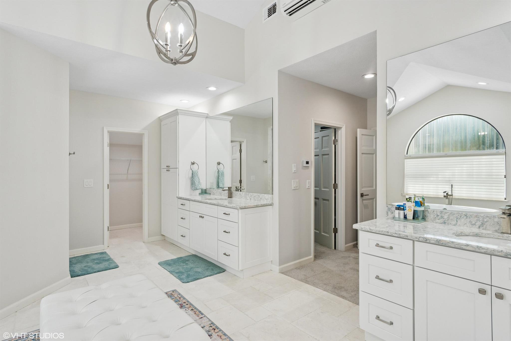 RIVERVIEW (SEWALL'S POINT - Residential