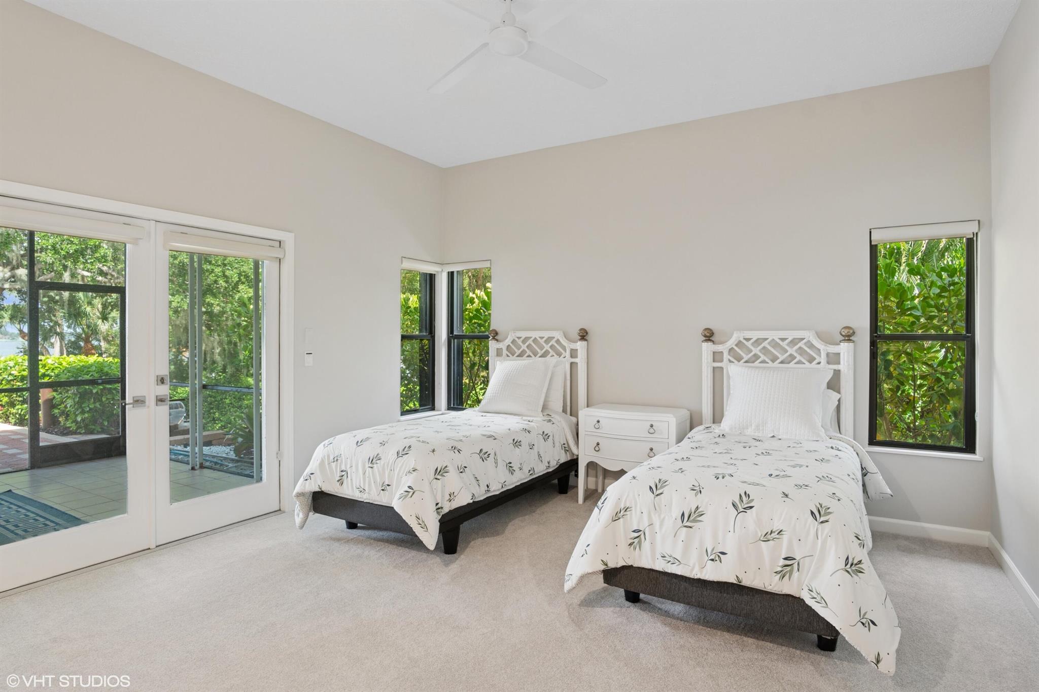 RIVERVIEW (SEWALL'S POINT - Residential