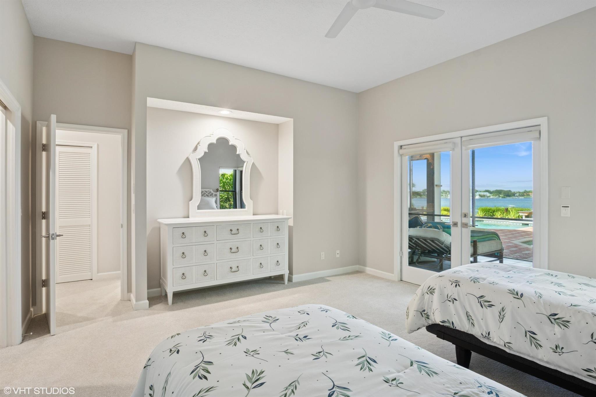 RIVERVIEW (SEWALL'S POINT - Residential