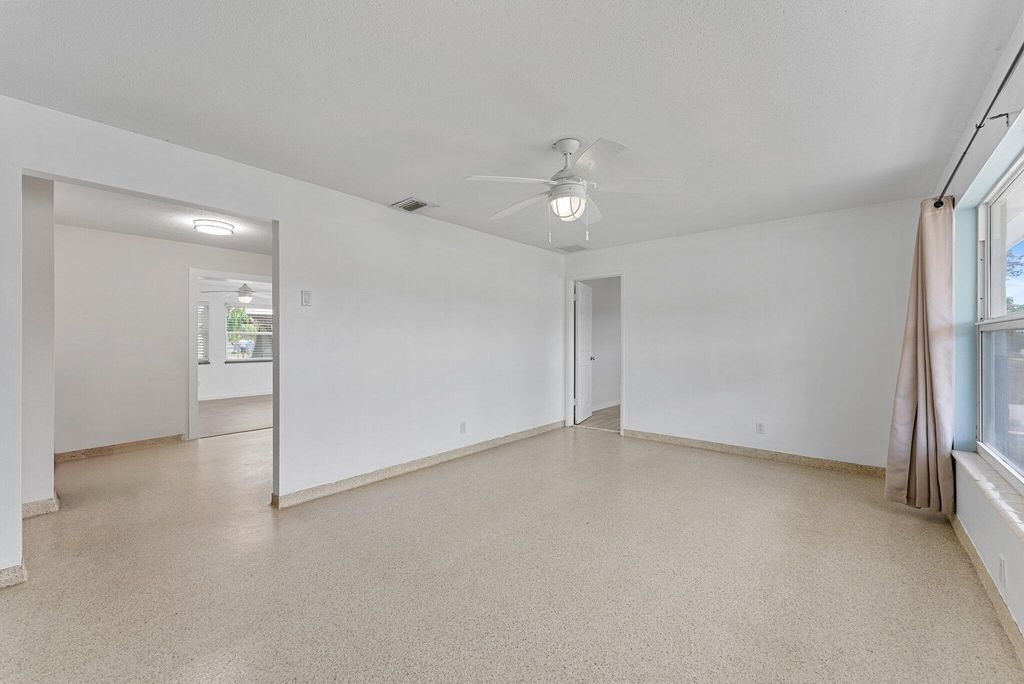 Photo of 4331 Birdwood Street, Palm Beach Gardens, FL 33410 (MLS # R10993023)