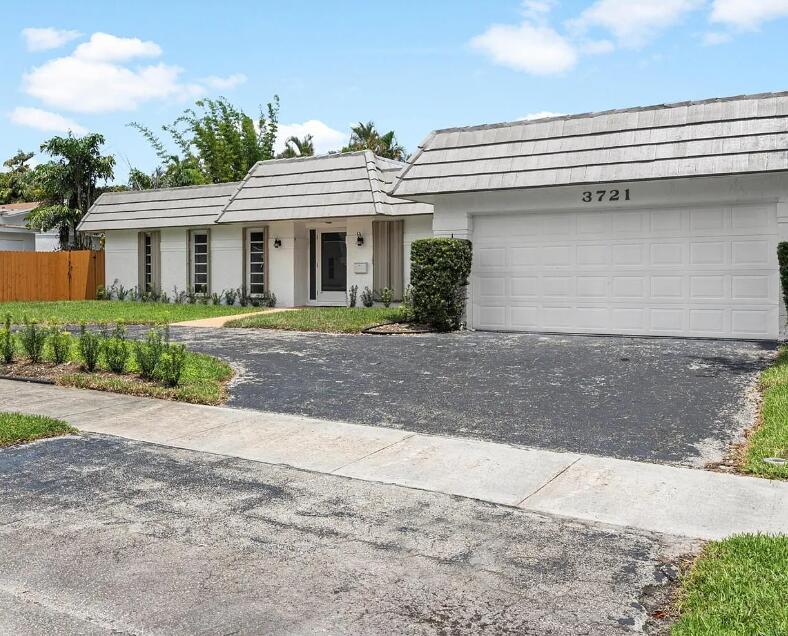 EMERALD HILLS - Residential Lease