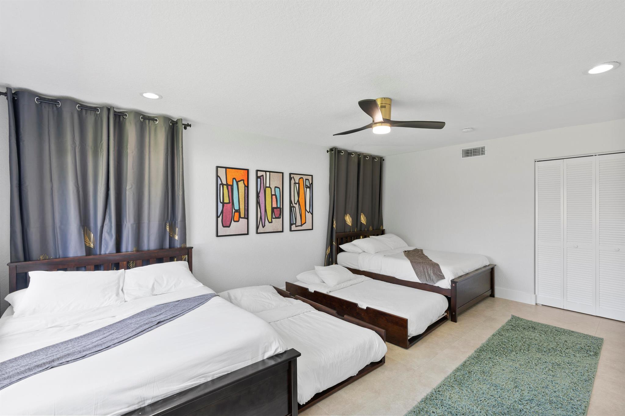 EMERALD HILLS - Residential Lease