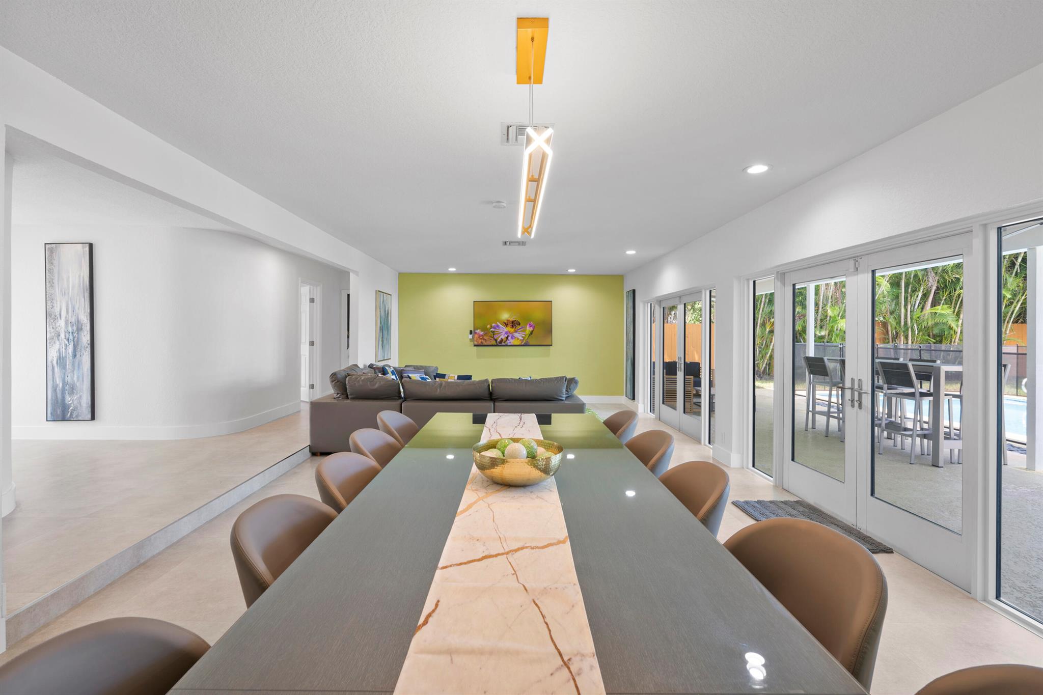 EMERALD HILLS - Residential Lease