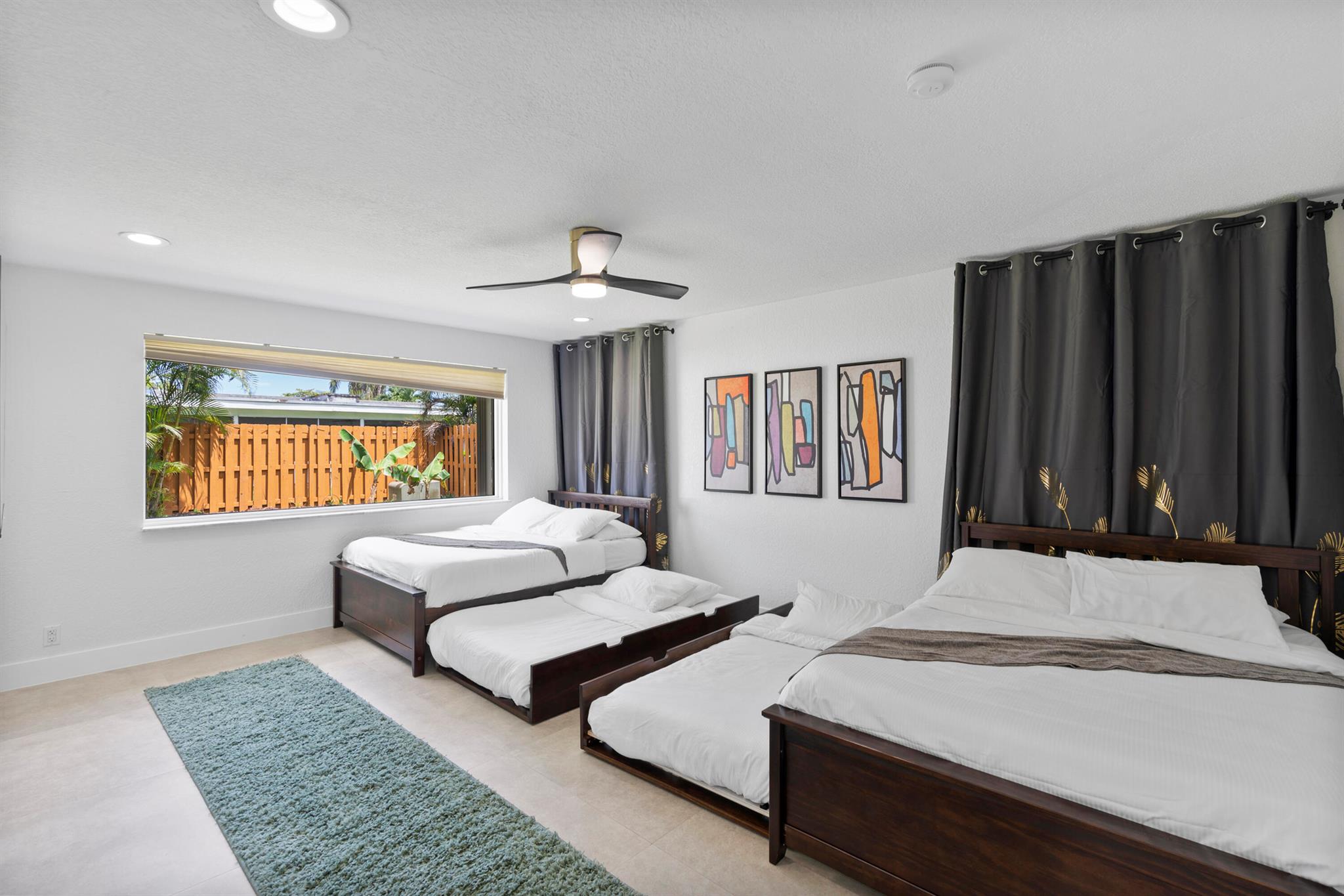 EMERALD HILLS - Residential Lease