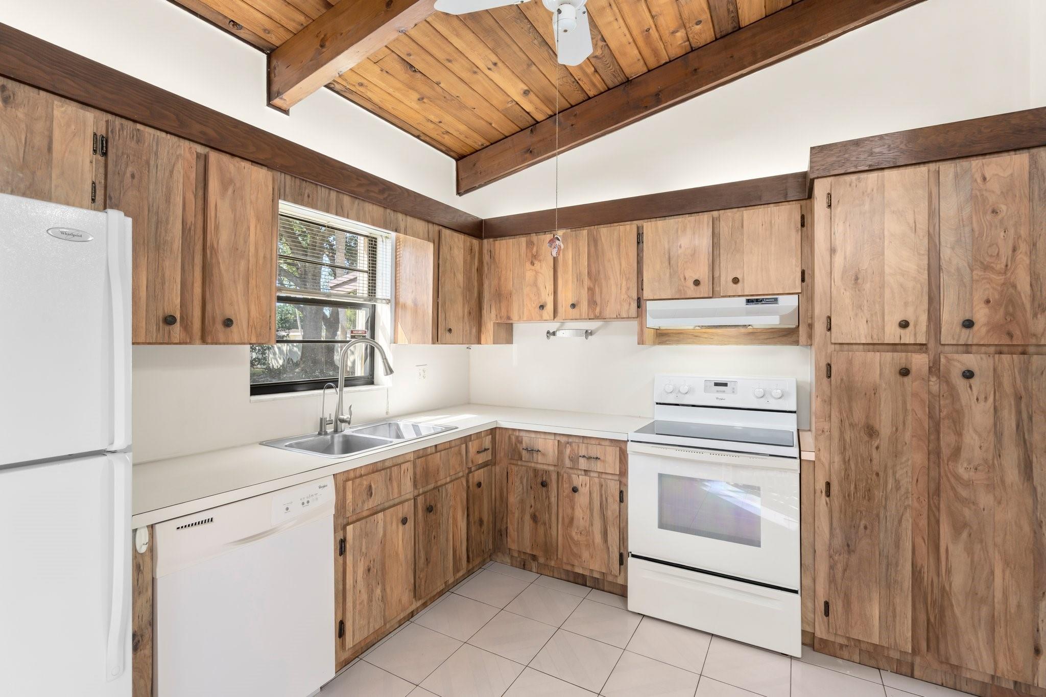 639 Briarwood Cir 1-55